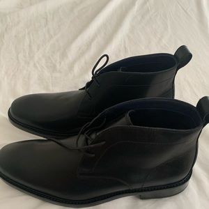 Cole Haan Kennedy Grand Chukka boots size 10